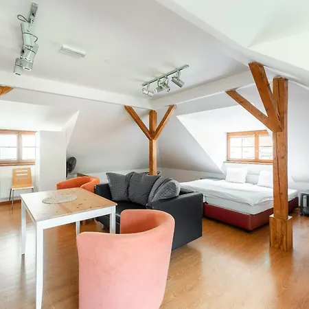 Muzeum Obchodu קארלשטיין