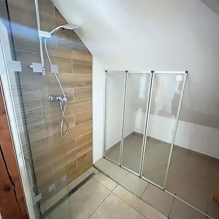 Muzeum Obchodu דירה קארלשטיין